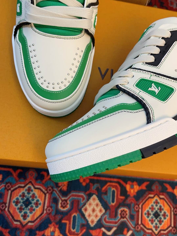 ルイヴィトン靴細部ディテール